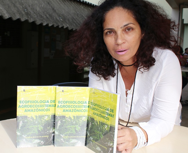 Pesquisadora lança livro sobre desenvolvimento de sistemas agroflorestais na Amazônia