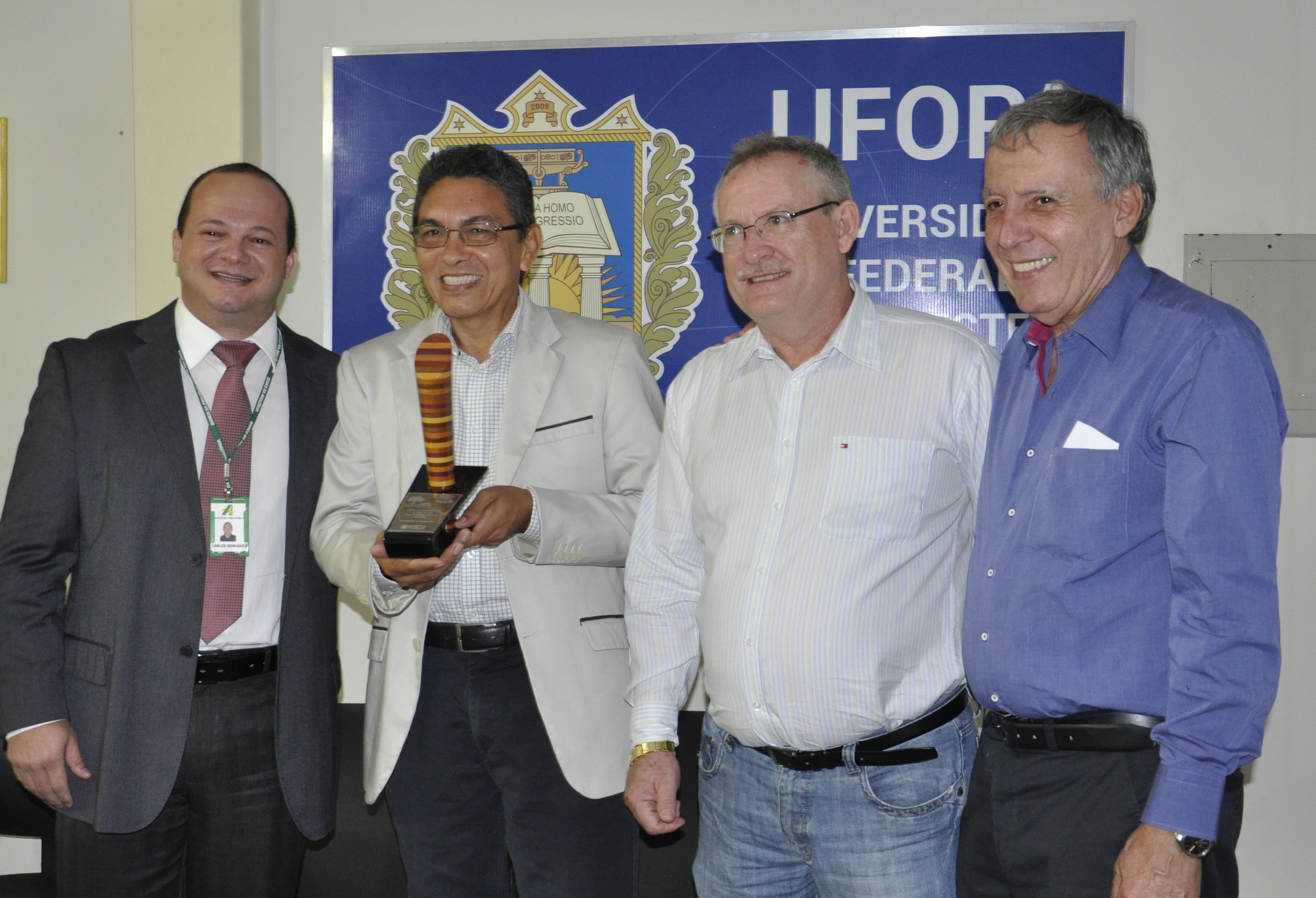 Ufopa recebe Prêmio Professor Samuel Benchimol