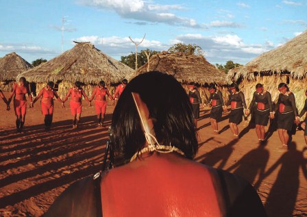 Cine Mais Cultura exibe documentário sobre patrimônio cultural das mulheres xavantes